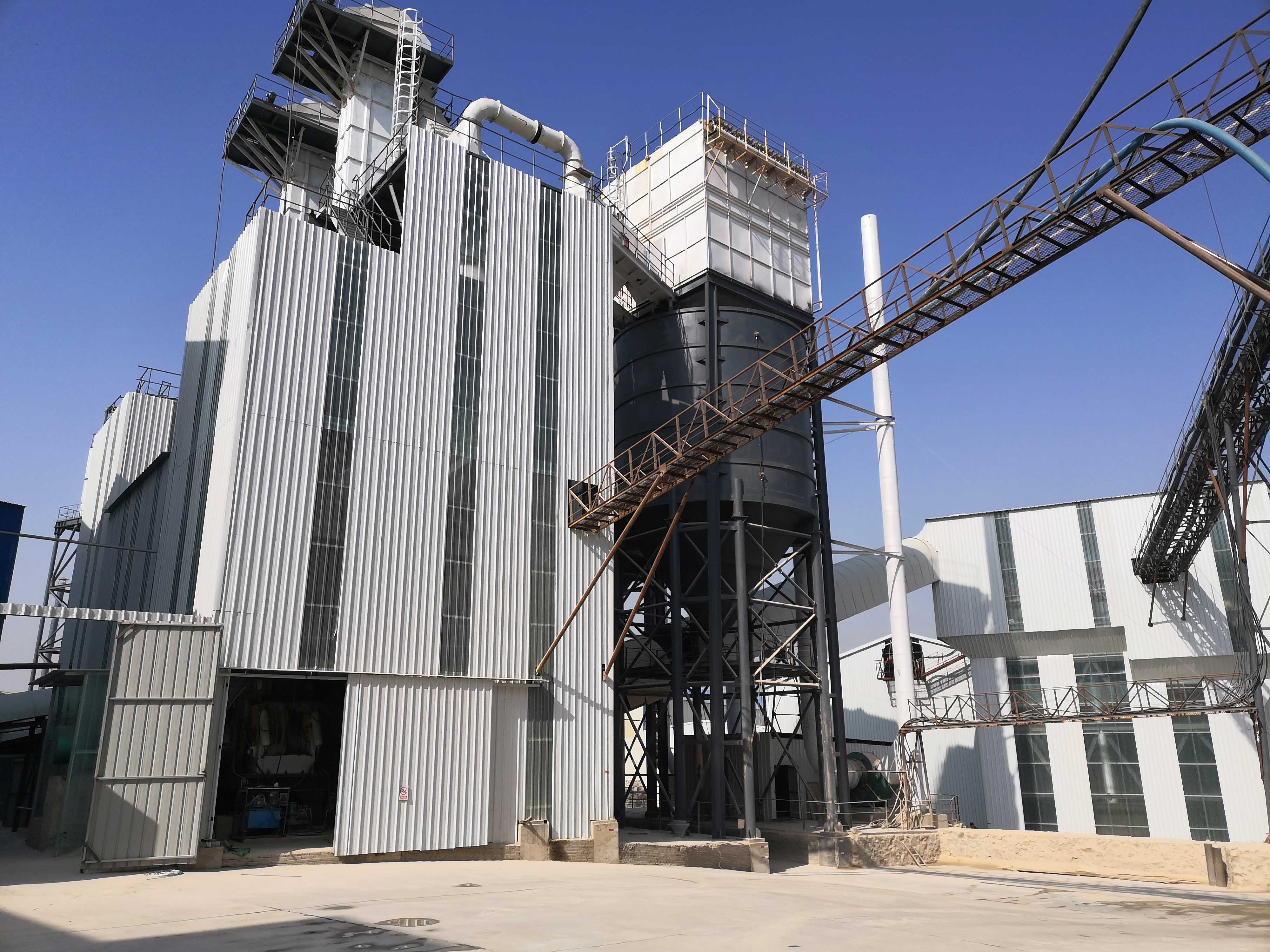 基建項目帶動砂石需求，唐山金路制砂樓助力砂石企業(yè)生產高標砂